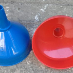 Corong Plastik Lion Star