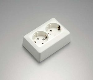 79 29 23 Non-Watertight Double Receptacle