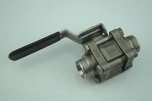 Swagelok Ball Valve Size 1" CF3M Thread Type